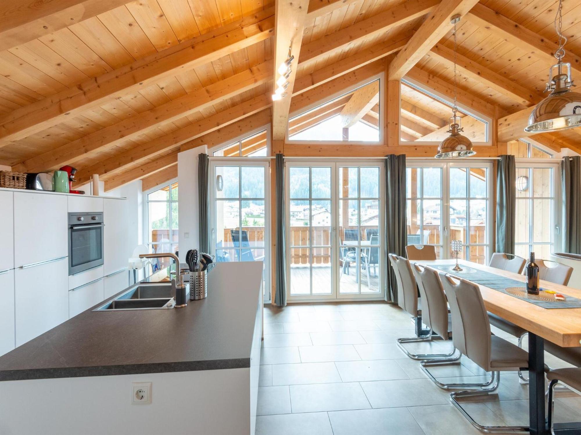 Luxury Penthouse With Balcony Ski Storage Carport Lift Lejlighed Brixen im Thale Eksteriør billede